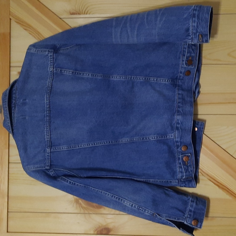 Madewell Classic Jean Jacket - Picture 2 of 4